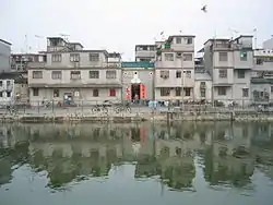 External view of Fanling Ching Wai with pond.