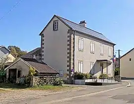 The town hall in Francalmont