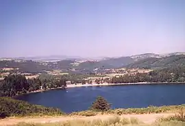 A general view of the Lac-d'Issarlès