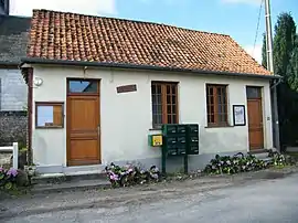 The town hall in Froyelles