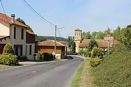 The road into Futeau