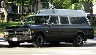 Wayne Sentinel ambulance (GMC C20 Suburban 1969–1972)