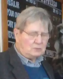 Image 30Galway Kinnell performing a poetic piece in Vermont (from Performance poetry)