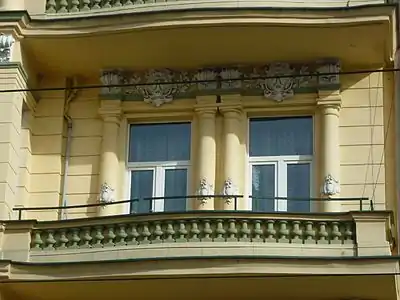 Second level balcony, with the R cartouche