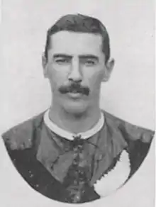 George A. Gillett part of the 1908 carnival team was also an All Black (Rugby Union) and then Kiwi (Rugby League) attributed his kicking game to Australian rules