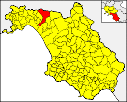 Giffoni Valle Piana within the Province of Salerno and Campania