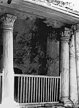 Old photo of the columns.