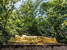 reclining buddha kratie