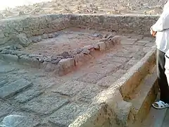 Grave of wives of Muhammad, left to right: Maria al-Qibtiyya, Juwayriyya bint al-Harith, Hind bint Abi Umayya, Zaynab bint Jahsh, Zaynab bint Khuzayma, Sawda bint Zamʿa, Hafsa bint Umar, Safiyya bint Huyayy, Ramla bint Abi Sufyan, Aisha bint Abi Bakr