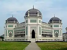 Image 45Great Mosque of Medan, an example of Moorish, Mughal and Spanish architecture combination in Indonesia. (from Tourism in Indonesia)