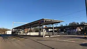 Canopy-covered platforms