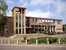 The town hall in Guénange