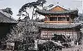 Gyeonghungak was an attached two-storied building of Daejojeon Hall of Changdeok Palace. The first story was Gyeonghungak, and the second story was Jinggwangru.