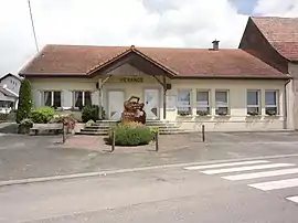 The town hall in Hérange