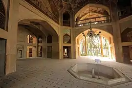 A room inside Hasht Behesht