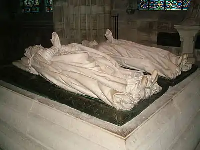 Saint-Denis Basilica, marble sculptures of Henry II and Catherine de' Medici in coronation robes