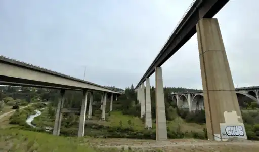 Sunset Boulevard Bridge on the far right, showing many of its Roman arches.