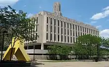 Hillman Library, of the University of Pittsburgh, opened in 1968, at Forbes Avenue and Schenley Drive.