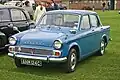 Hillman Minx Series V: Roof and rear window restyled, 13-inch wheels, disc brakes, 1592cc engine