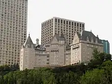 Hotel Macdonald