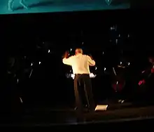 Mann conducting