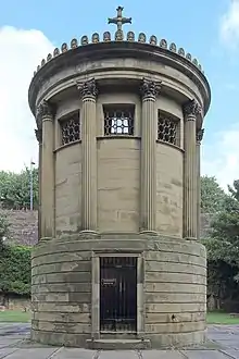 Monument to William Huskisson(1834; Grade II)at St James Cemetery(1829; Grade I)