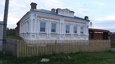 House in merchant style (as in restoration); 2015