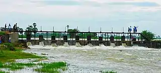 Image of Sluice gates of the lake in Mela Vellamadam