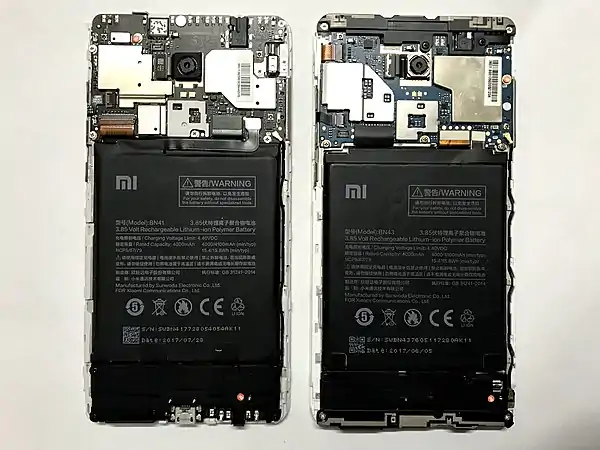 Insides of Redmi Note 4(X) MTK Version (Left) and Qcom Version (Right)