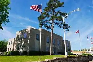 Izard County Courthouse 2017