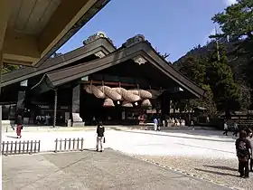 Izumo Taisha Kagura Hall photographed from Izumo Taisha Academic Affairs Headquarters, the headquarters of Izumo Taisha.