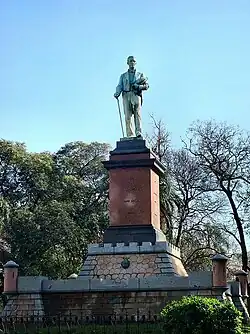 Monument to Joaquín Suárez