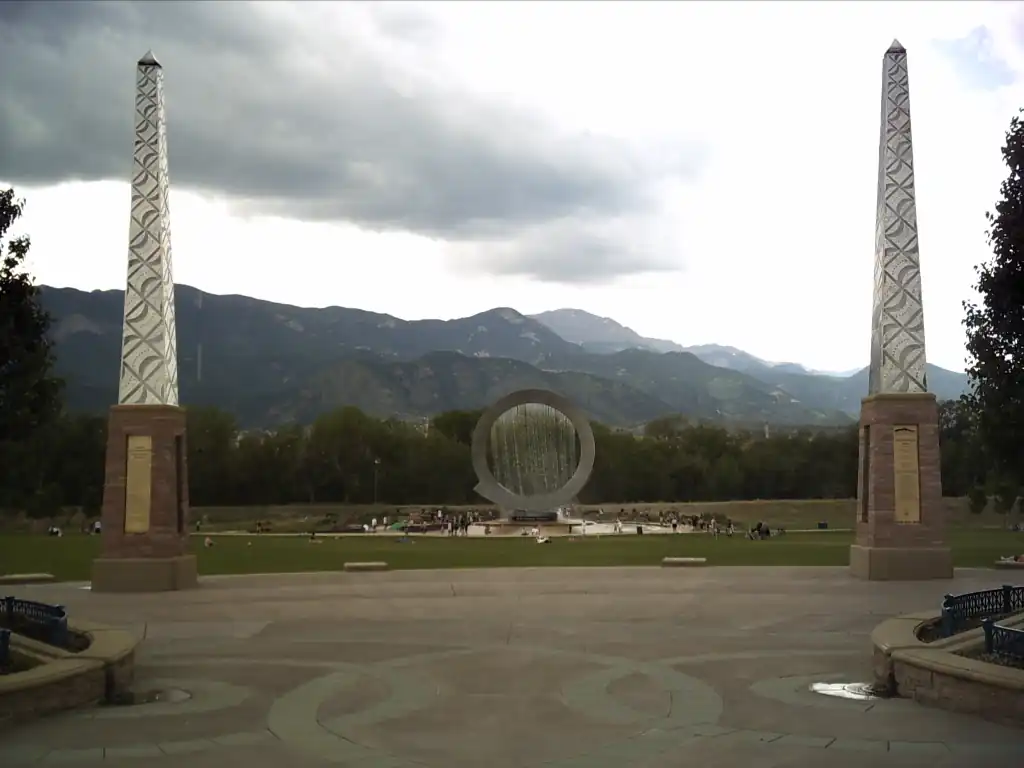 JuliePenroseFountainColoradoSprings062108