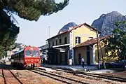 Kalambaka railway station in 1995 (The Volos–Kalambaka line was still in meter gauge at that time)