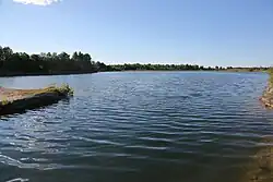 Kamariku quarry lake