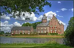 The Castle Rechteren in Dalfsen has been in the Recheteren family since 1315.