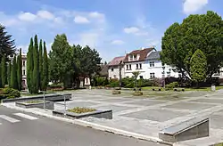 Míru Square