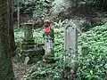 Other Jizō statues among the ruins of Kosen-ji