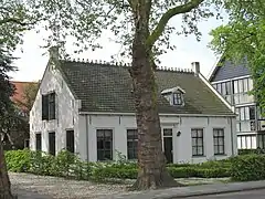 Krabbendijke, monumentale boerderij