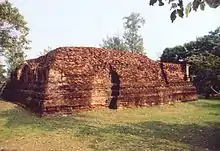 Wat Khlong, the largest ruin of Khu Bua