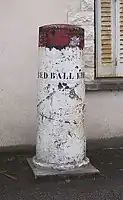 Commemorative stone in the village of La Queue-lez-Yvelines