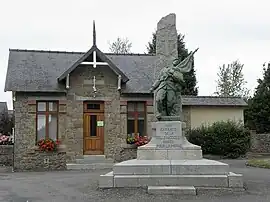 The town hall of La Selle-en-Coglès