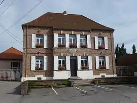 The town hall of Landrethun-lès-Ardres