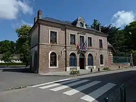 The town hall in Le Gros-Theil