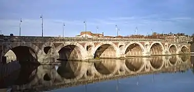 The Pont-Neuf from the left bank.