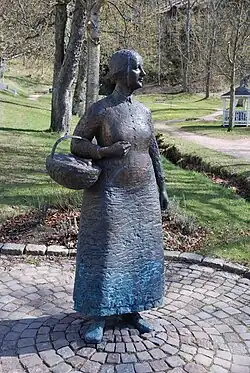 Statue of Amalia Eriksson