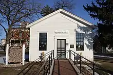 Birthplace of the US Republican Party / The Little White Schoolhouse