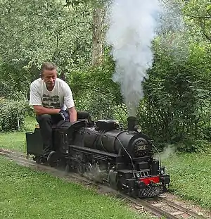 Operating live steam