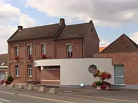 The town hall in Loffre