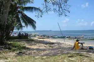 Lorengau beach on Seeadler harbour